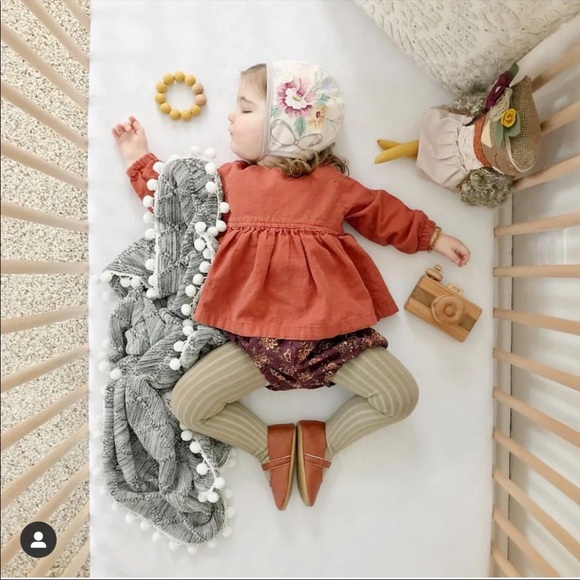 Sweet as April bonnet